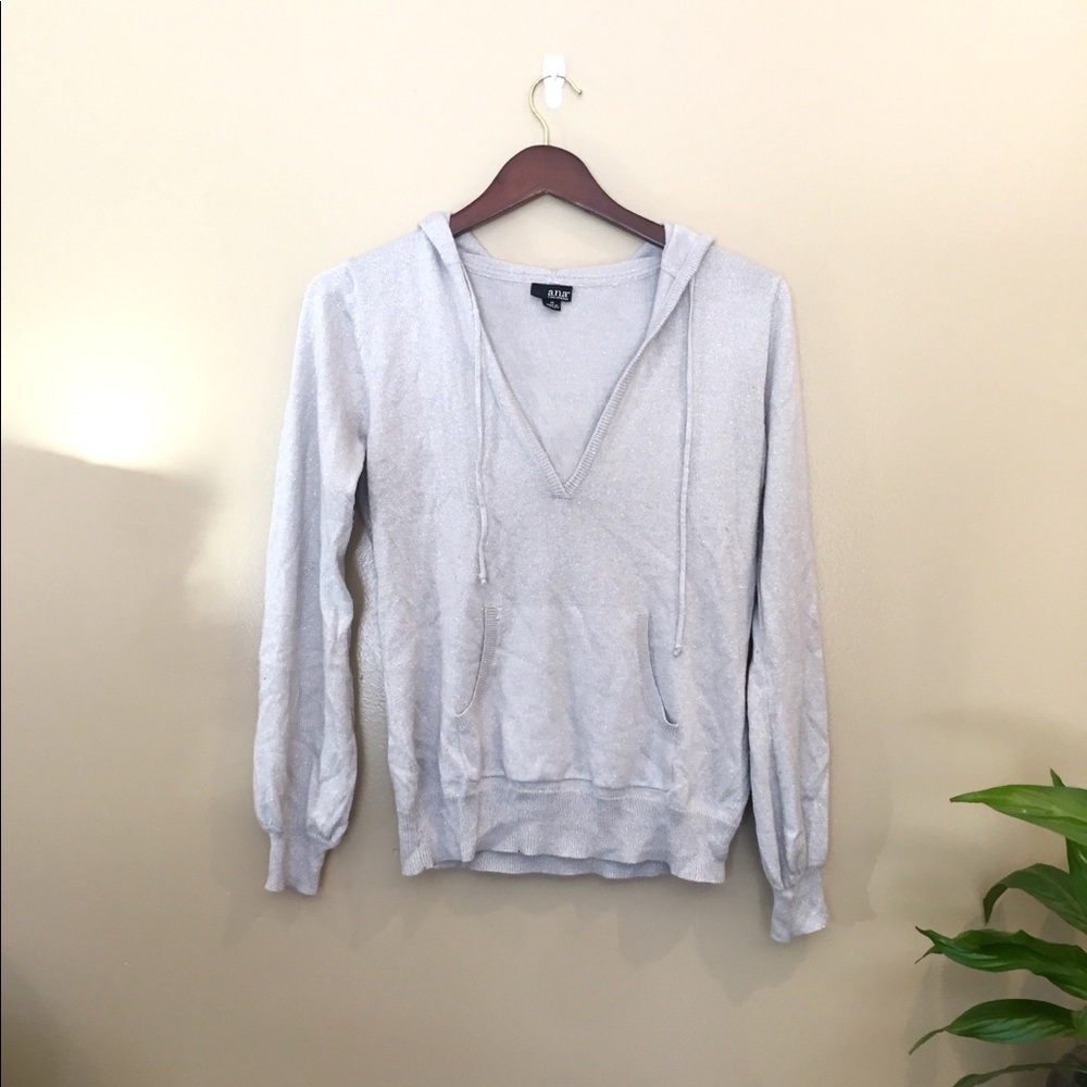 a.n.a sparkle gray hooded light sweater Sz M